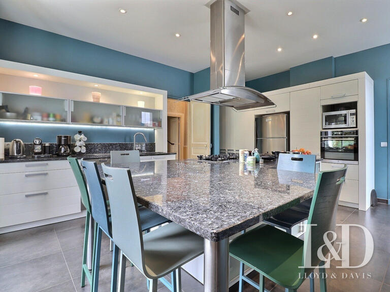 House Soisy-sur-Seine - 9 bedrooms - 360m²