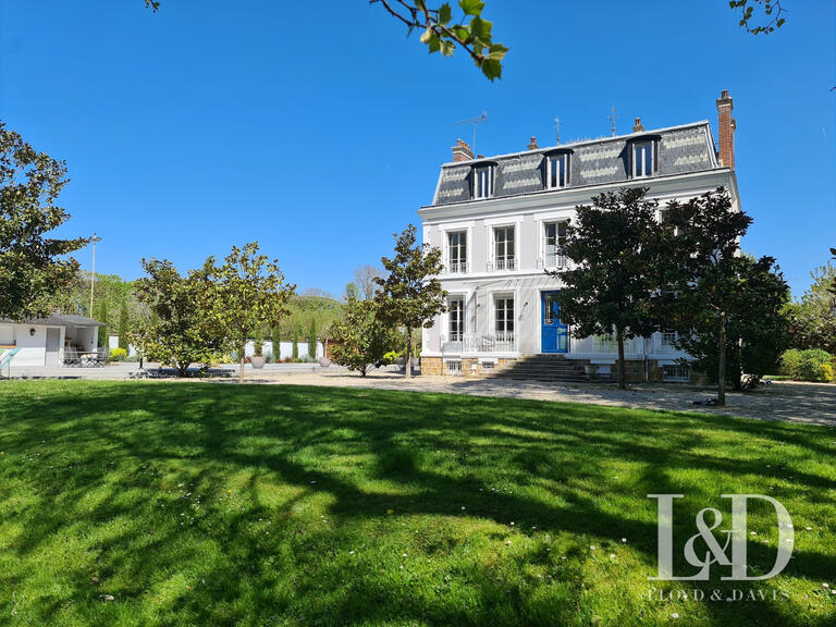 House Soisy-sur-Seine - 9 bedrooms - 360m²