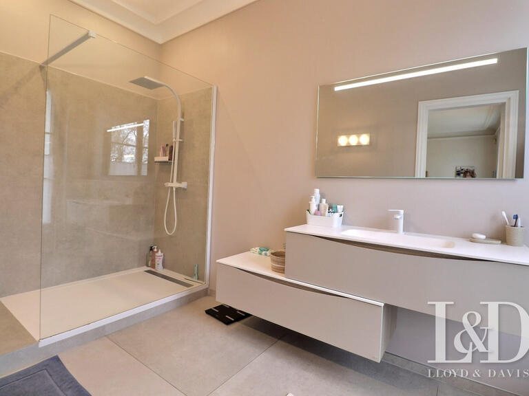 House Soisy-sur-Seine - 9 bedrooms - 360m²