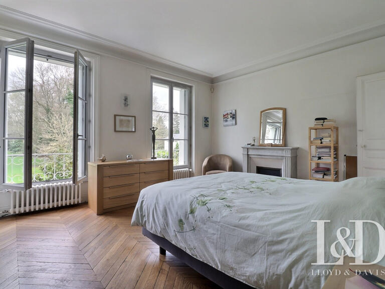 House Soisy-sur-Seine - 9 bedrooms - 360m²