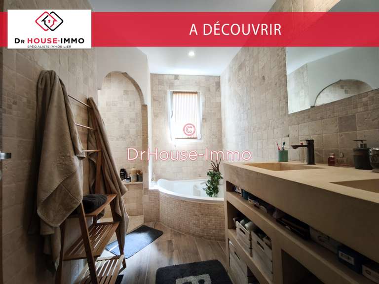 Villa Solliès-Pont - 5 chambres - 166m²