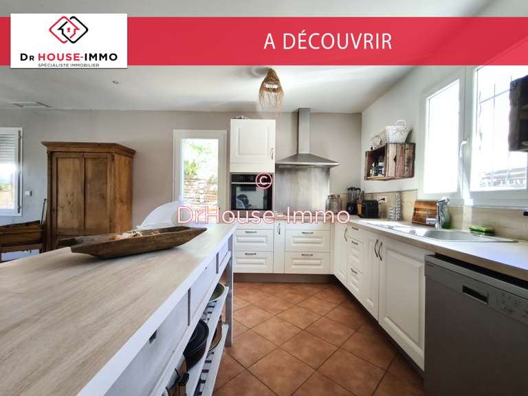 Villa Solliès-Pont - 5 chambres - 166m²