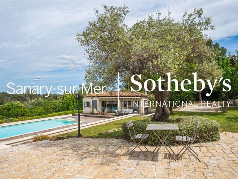 Maison Solliès-Toucas - 3 chambres - 250m²