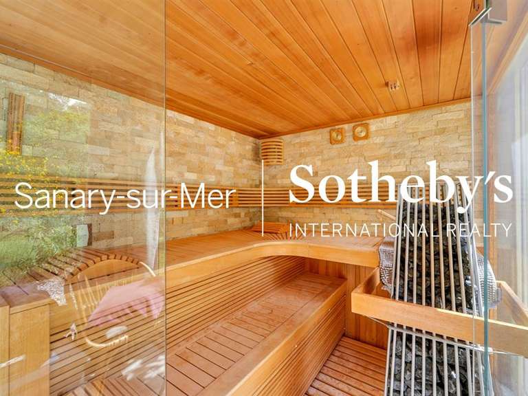 Maison Solliès-Toucas - 3 chambres - 250m²