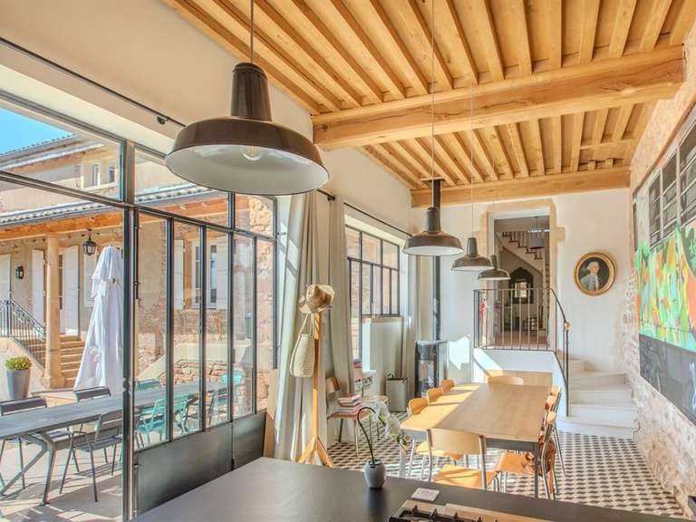 House Solutré-Pouilly - 6 bedrooms - 350m²