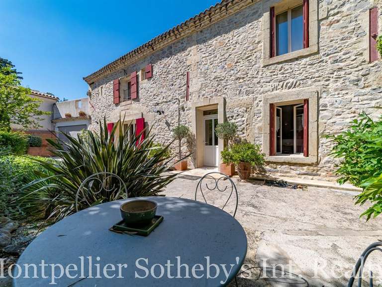 House Sommières - 4 bedrooms - 242m²
