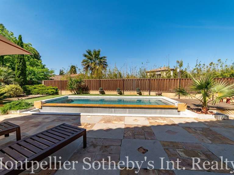 House Sommières - 4 bedrooms - 242m²