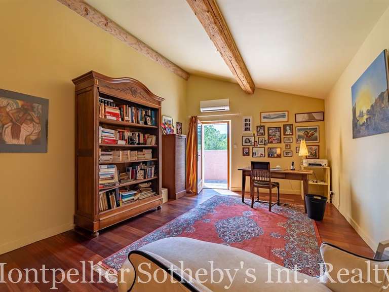 House Sommières - 4 bedrooms - 242m²