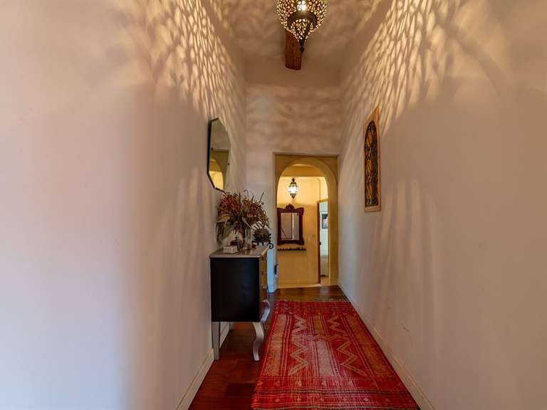 Maison Sommières - 4 chambres - 242m²