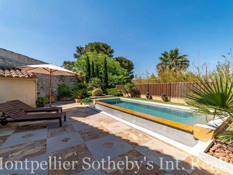 House Sommières - 4 bedrooms - 242m²
