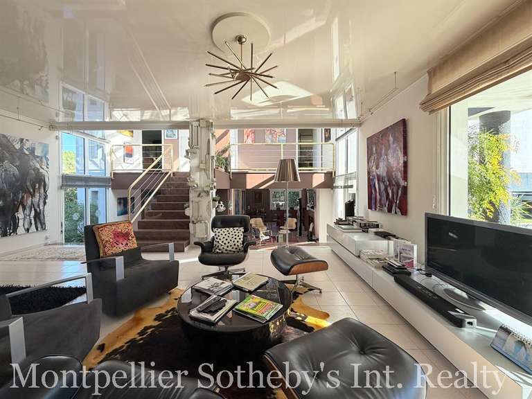 Maison Sommières - 3 chambres - 324m²