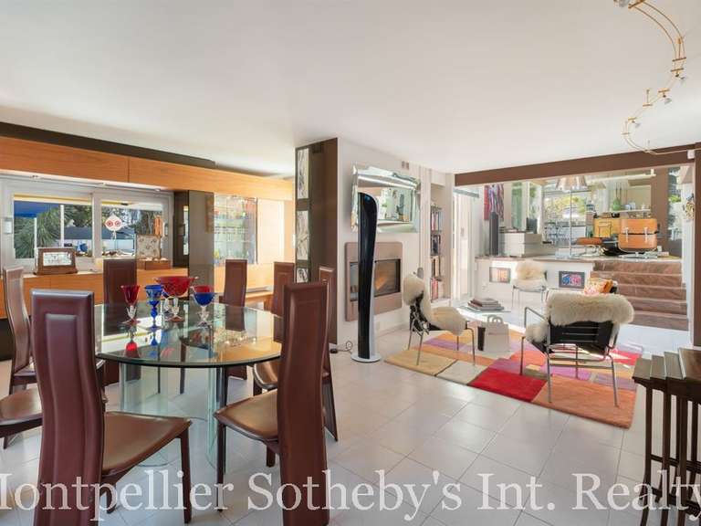 Maison Sommières - 3 chambres - 324m²