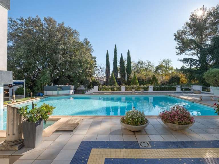 Maison Sommières - 3 chambres - 324m²