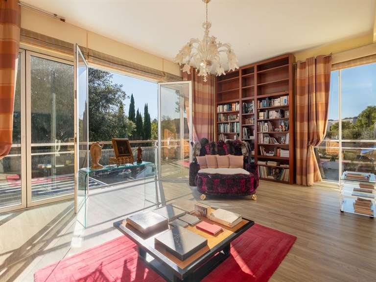 Maison Sommières - 3 chambres - 324m²