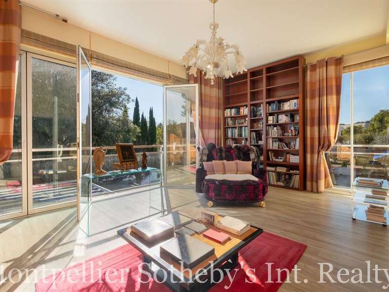 Maison Sommières - 3 chambres - 324m²
