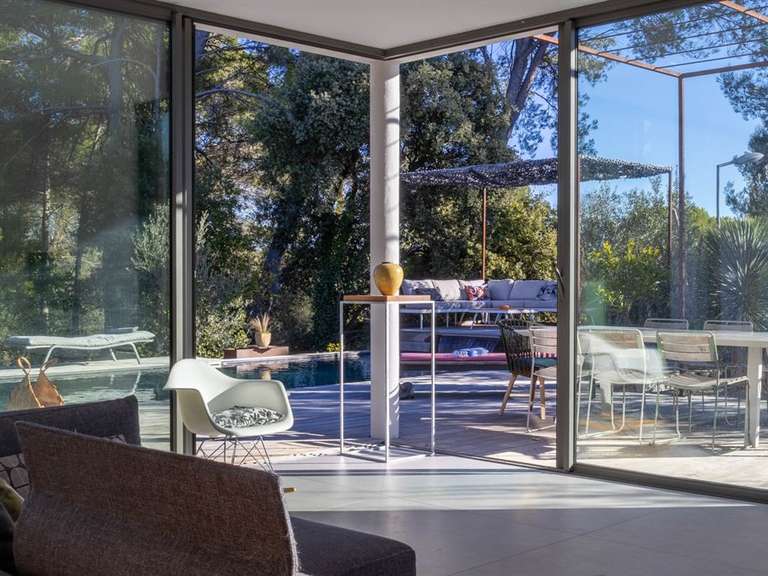 Maison Sommières - 6 chambres - 207m²