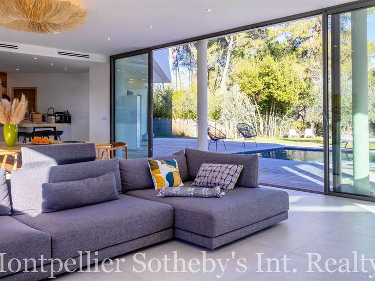 Maison Sommières - 6 chambres - 207m²