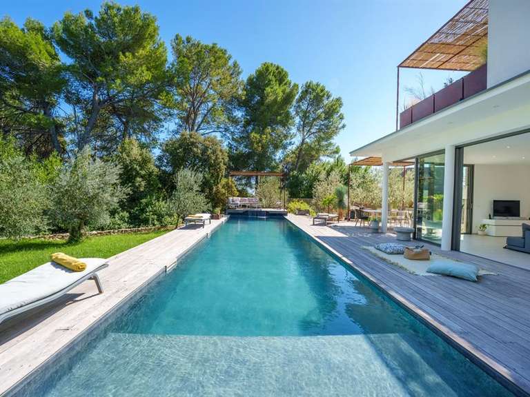Maison Sommières - 6 chambres - 207m²