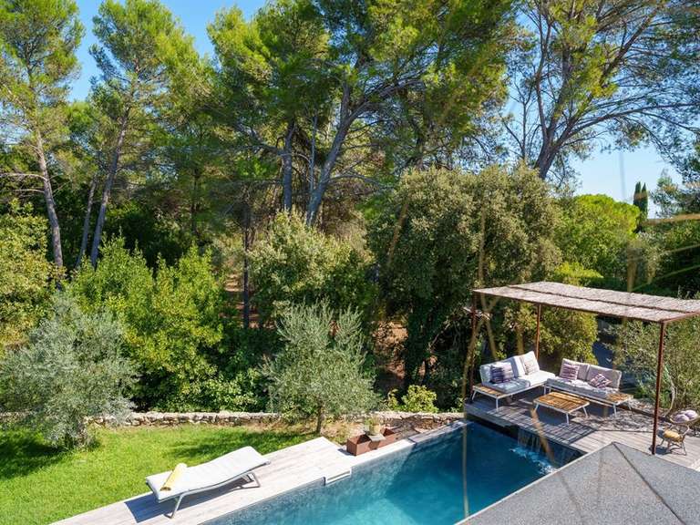 Maison Sommières - 6 chambres - 207m²