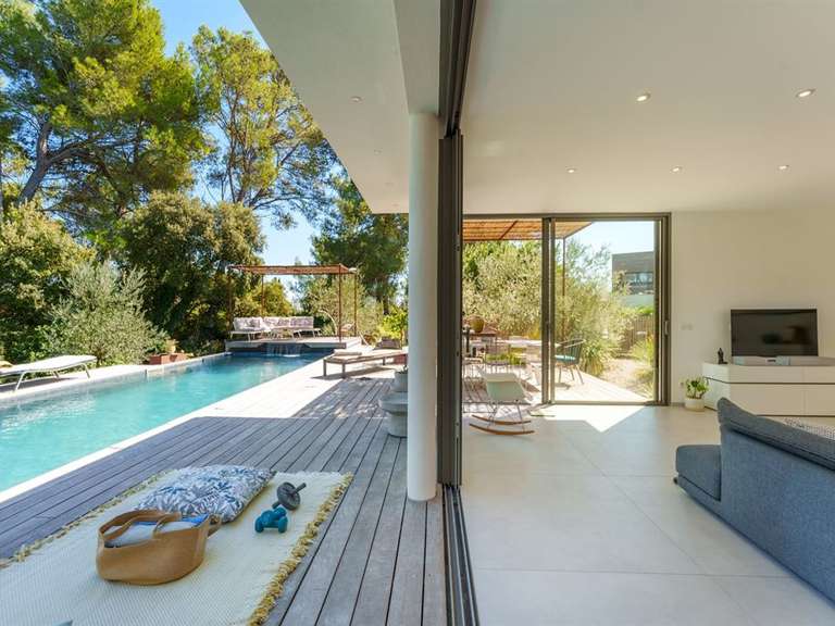 Maison Sommières - 6 chambres - 207m²