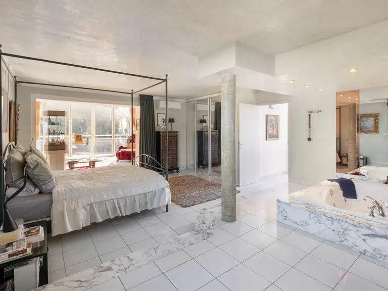 Maison Sommières - 3 chambres - 324m²