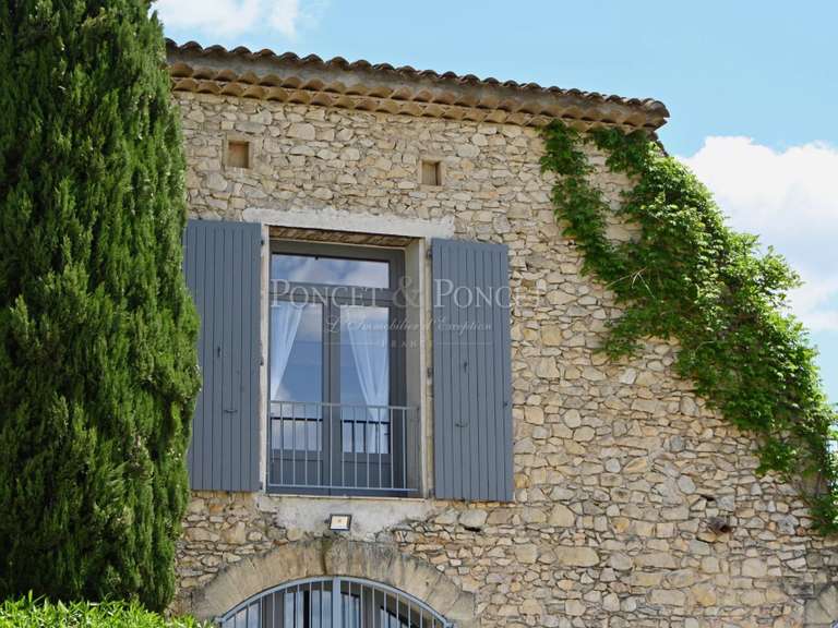 Propriété Sommières - 12 chambres - 900m²