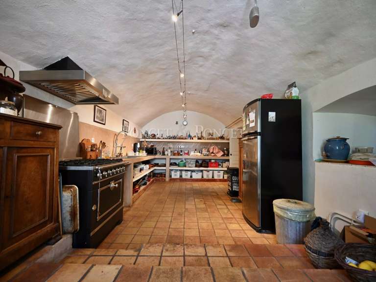 Propriété Sommières - 12 chambres - 900m²