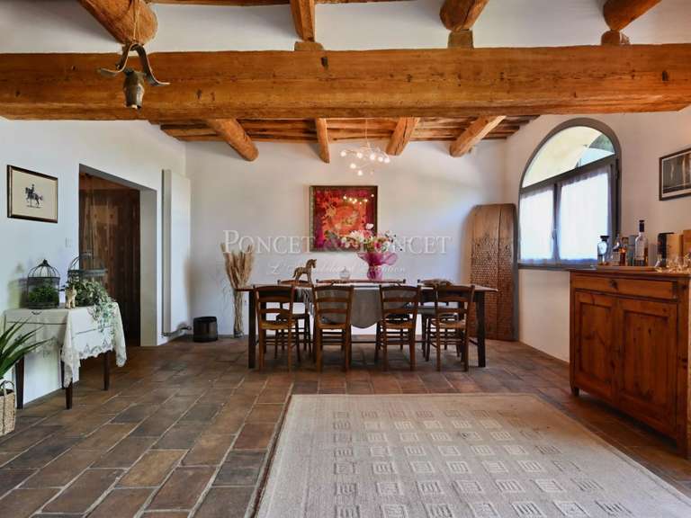 Propriété Sommières - 12 chambres - 900m²