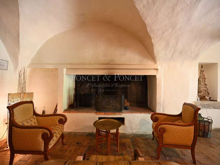 Propriété Sommières - 12 chambres - 900m²