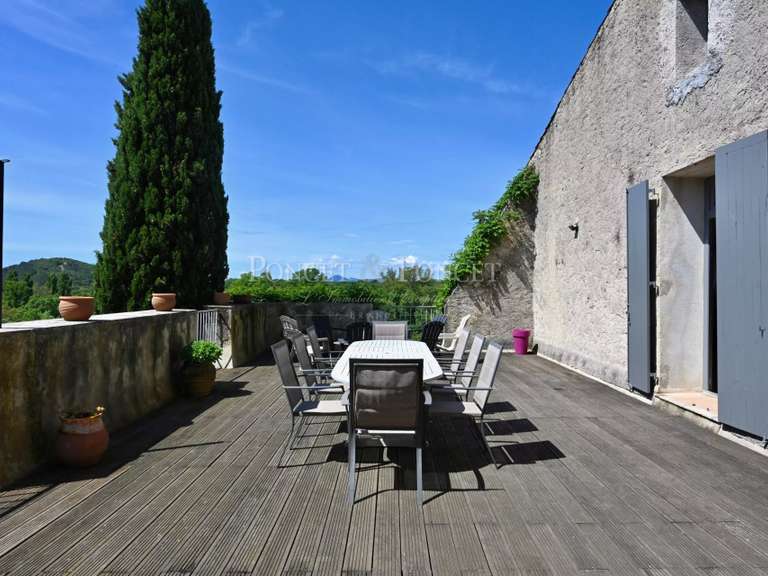 Propriété Sommières - 12 chambres - 900m²