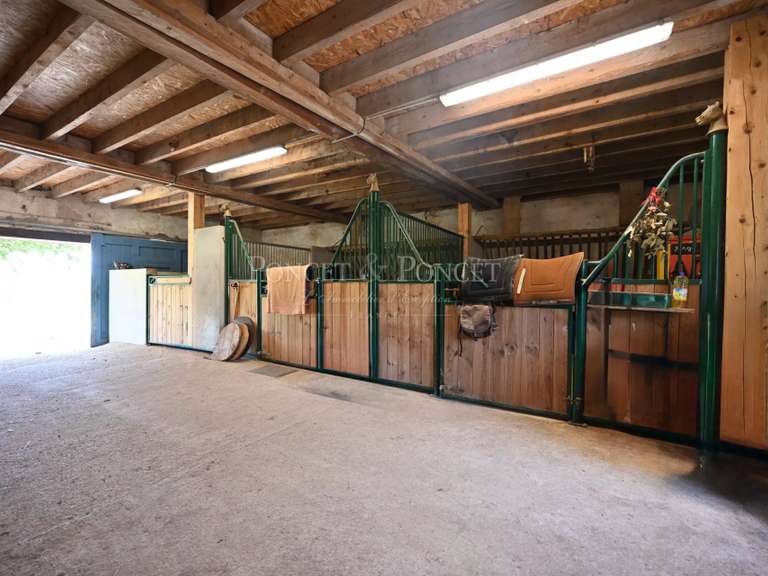 Propriété Sommières - 12 chambres - 900m²