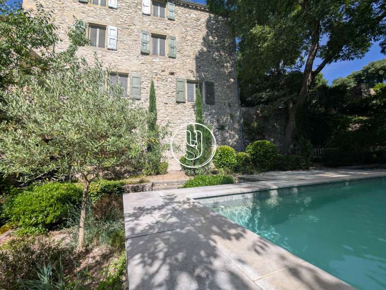 Villa Sommières - 6 chambres - 342m²