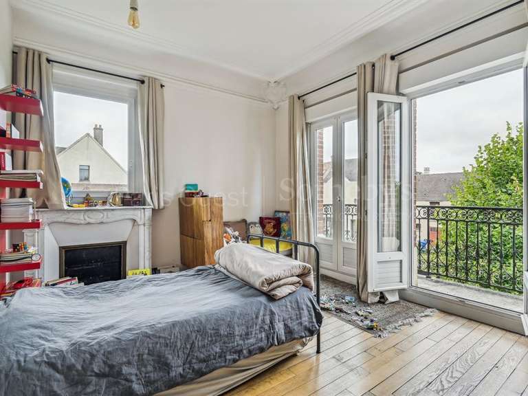 Maison Sonchamp - 6 chambres - 255m²