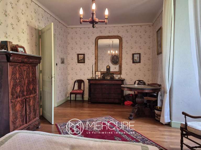 Propriété Sonthonnax-la-Montagne - 8 chambres - 406m²