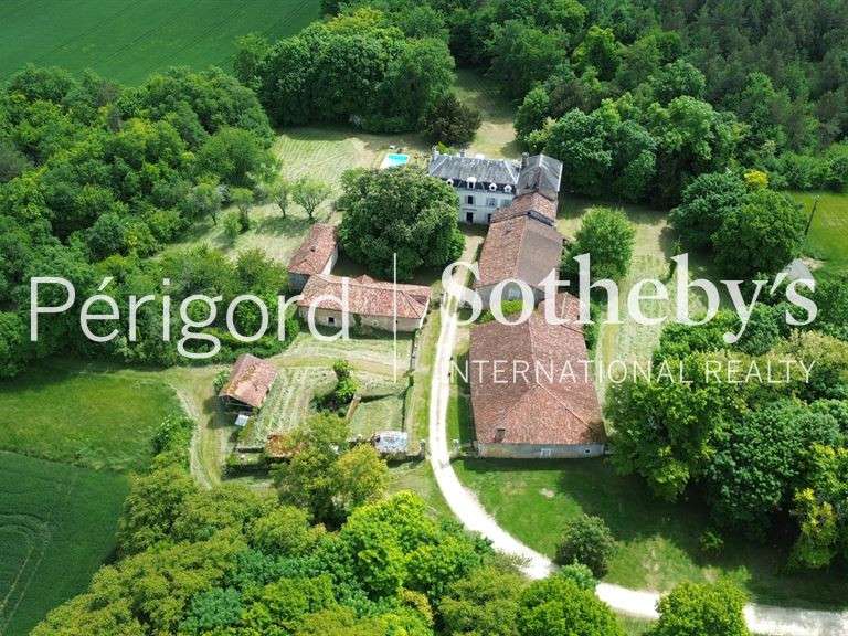 House Sorges et Ligueux en Périgord - 13 bedrooms - 533m²