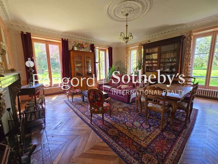 House Sorges et Ligueux en Périgord - 13 bedrooms - 533m²