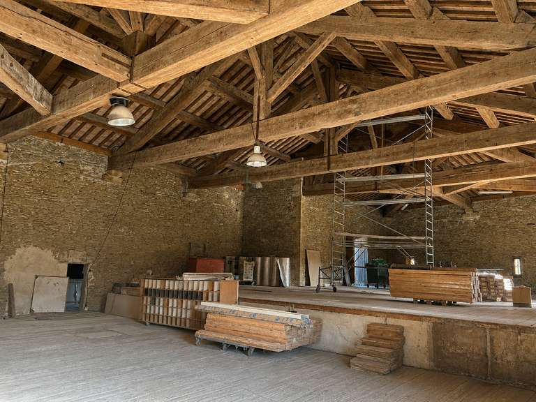 Maison Sorgues - 18 chambres