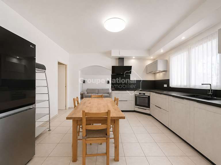 Maison Sorgues - 4 chambres - 220m²