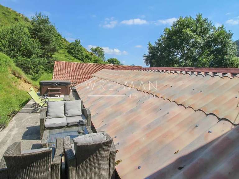 Propriété Sospel - 10 chambres - 814m²