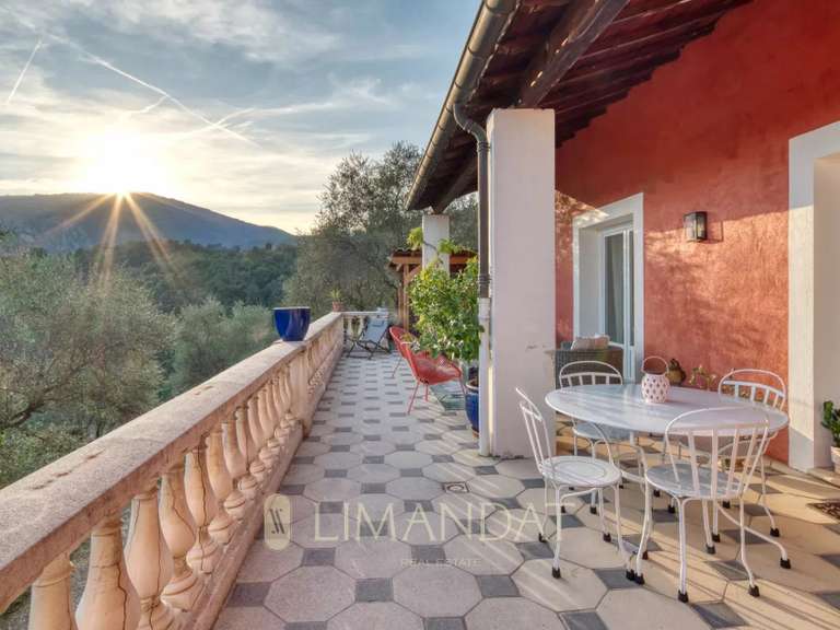 Villa Sospel - 3 chambres - 204m²