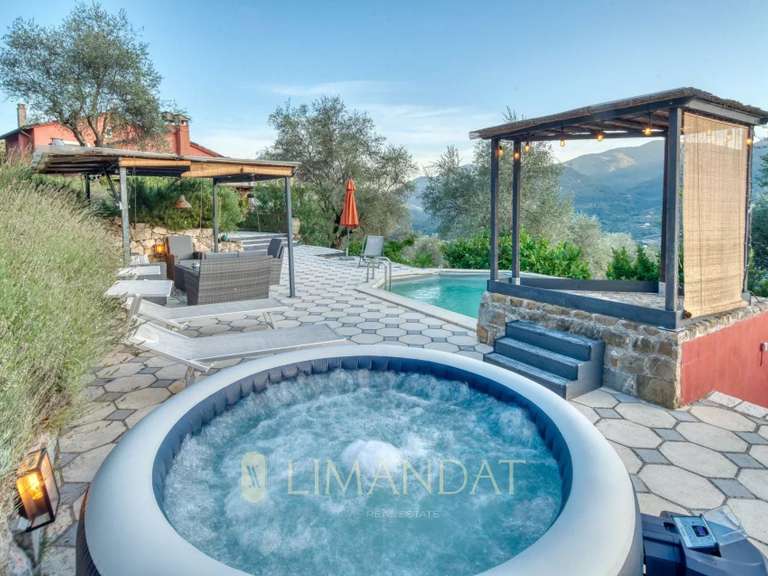 Villa Sospel - 3 chambres - 204m²