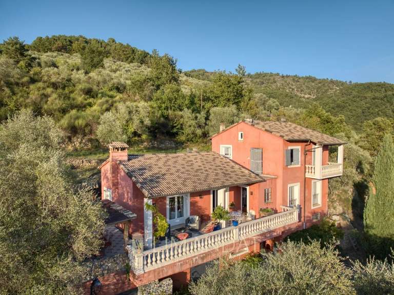 Villa Sospel - 3 chambres - 204m²