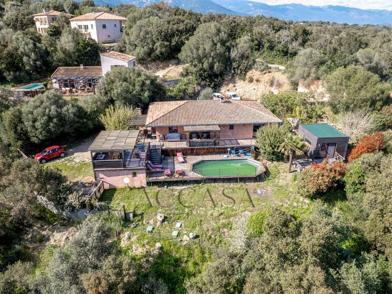 Maison Sotta - 7 chambres - 239m²