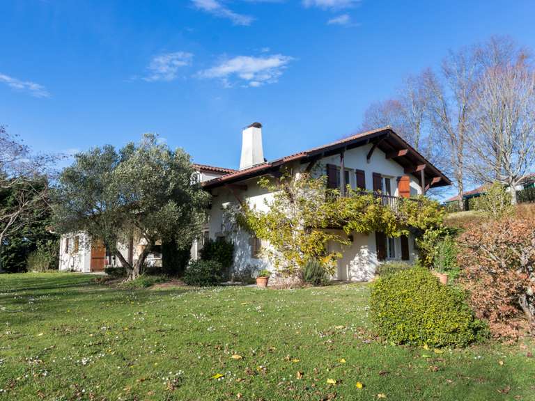 Propriété Souraïde - 4 chambres - 266m²