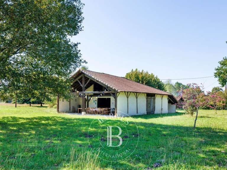 Maison Soustons - 8 chambres - 207m²