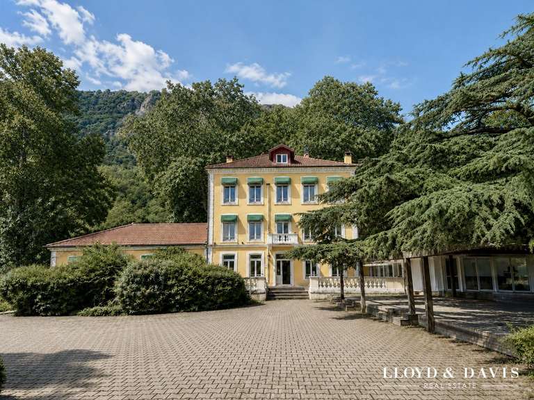 Maison Soyons - 30 chambres - 2000m²