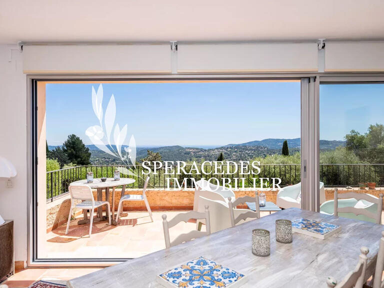 Maison Spéracèdes - 4 chambres - 180m²