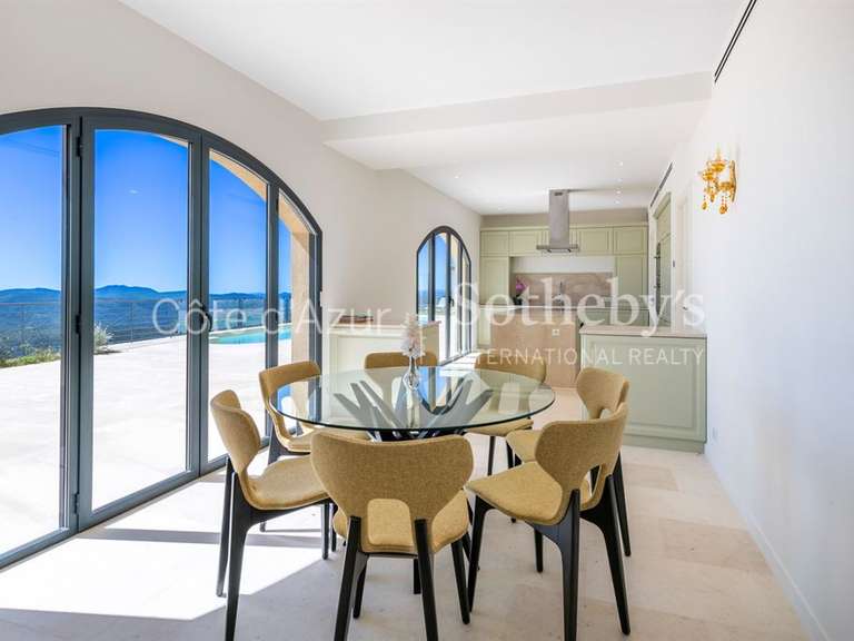 Maison Spéracèdes - 5 chambres - 392m²