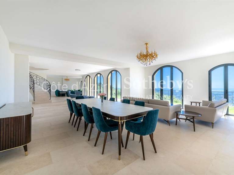 Maison Spéracèdes - 5 chambres - 392m²