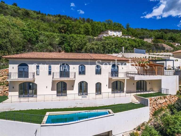 Maison Spéracèdes - 4 chambres - 294m²